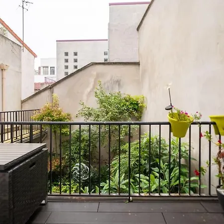 Apartment Studio Lumineux Et Cosy Avec Terrasse Dans Le 15e
