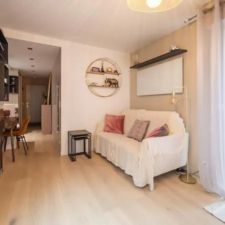 Apartment Studio Lumineux Et Cosy Avec Terrasse Dans Le 15e